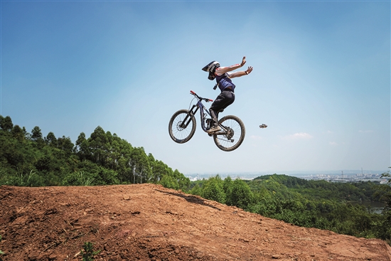 责人介绍, 从日常训练 责人介绍, 从日常训练